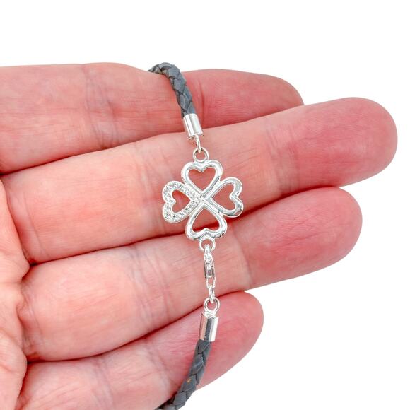 Vintage Sterling Silver 925 Cubic Zirconia Four Heart Charm Cord Bracelet 7.5" - Picture 1 of 7